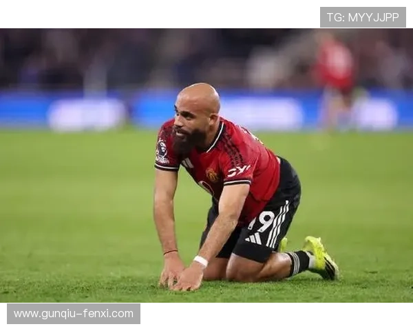 开云周日足彩伤停曼联姆伯莫伤缺热刺伤兵满营爆冷前瞻